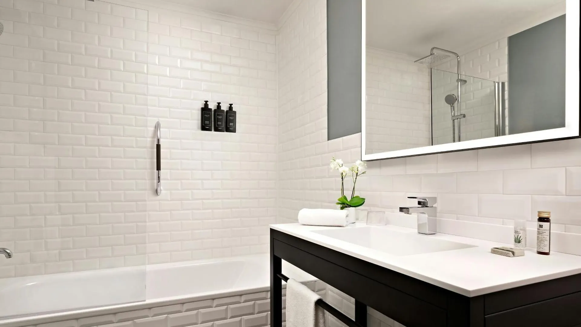 Duo Milan Porta Nuova, A Tribute Portfolio Hotel Италия